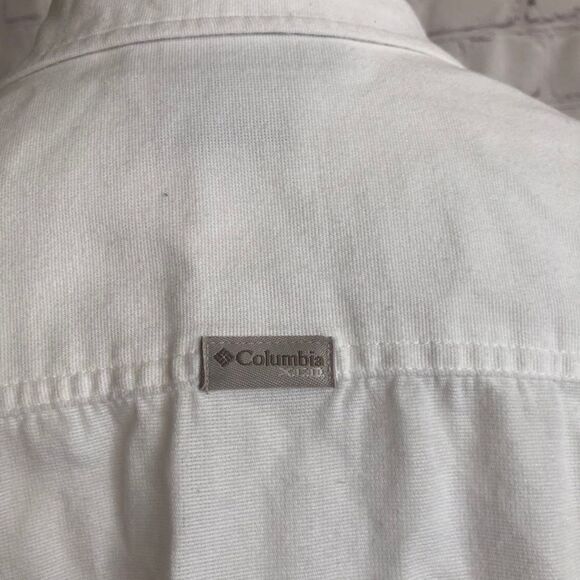 Columbia White Front Button-Up Shirt Size L - Picture 5 of 8